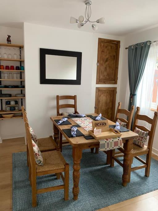 Mountain Views In The Heart Of Brecon Town Villa Eksteriør billede