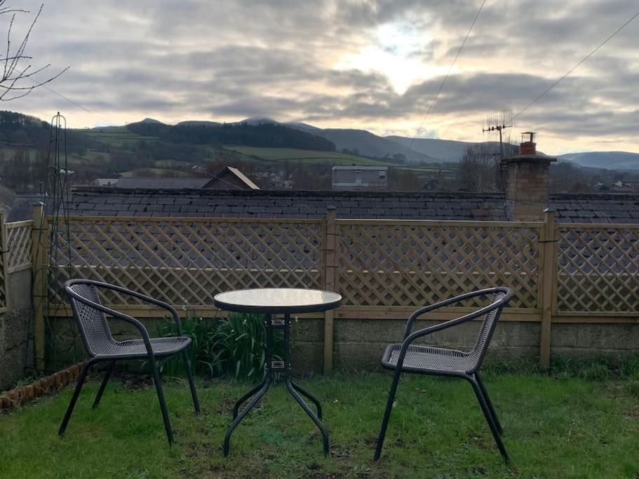Mountain Views In The Heart Of Brecon Town Villa Eksteriør billede