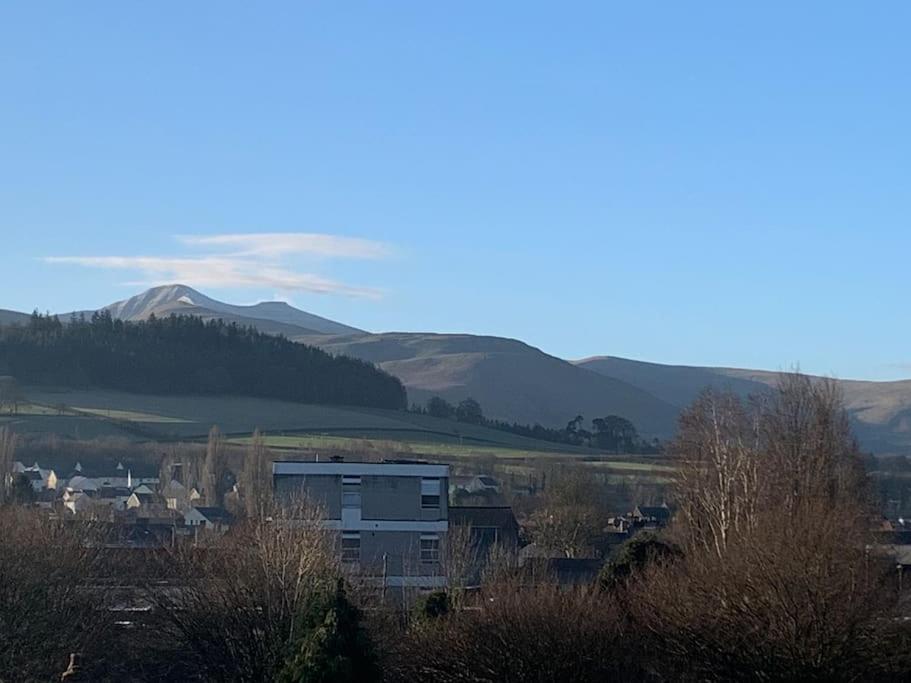 Mountain Views In The Heart Of Brecon Town Villa Eksteriør billede