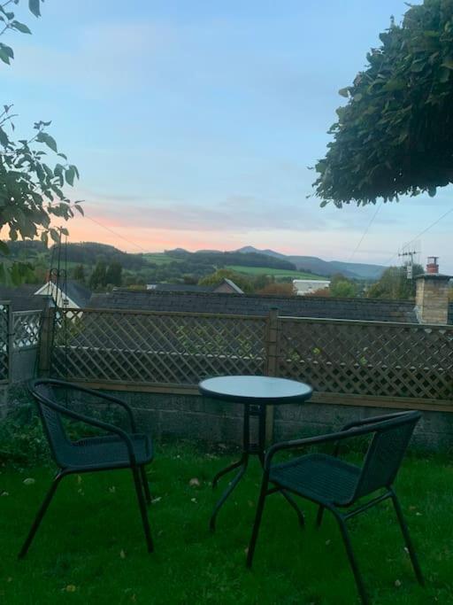 Mountain Views In The Heart Of Brecon Town Villa Eksteriør billede